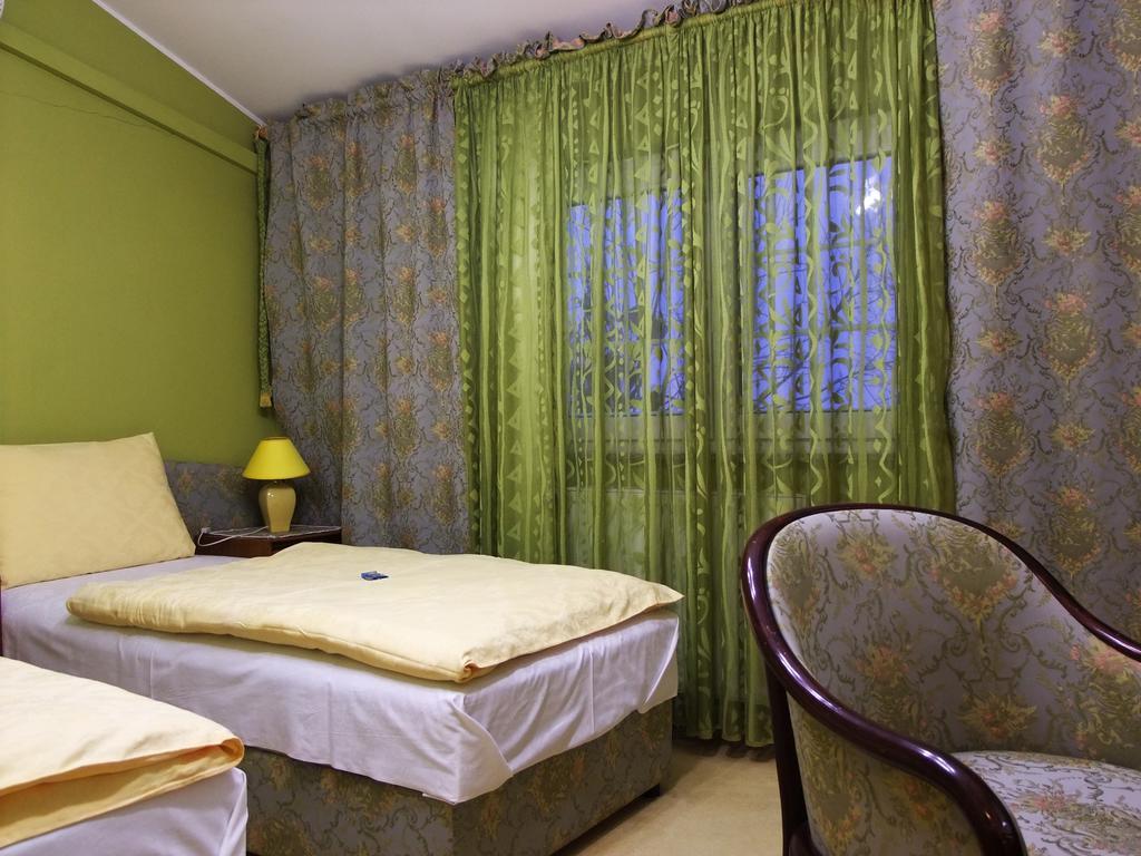 Bed & Breakfast Vila Stanisic 포제가 객실 사진