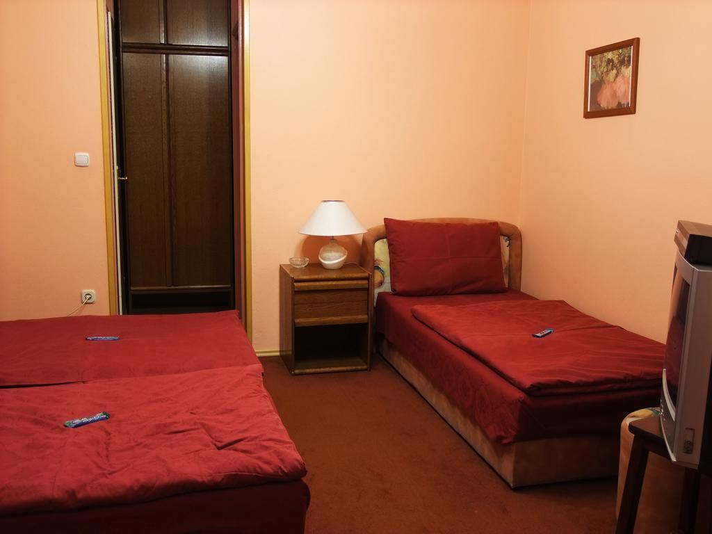 Bed & Breakfast Vila Stanisic 포제가 객실 사진