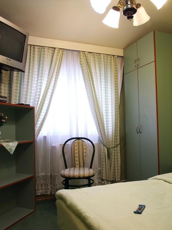 Bed & Breakfast Vila Stanisic 포제가 객실 사진
