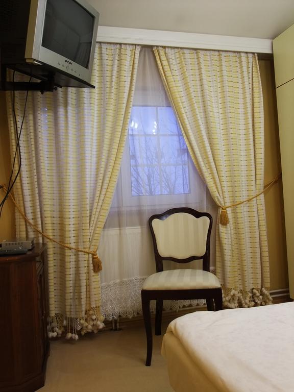 Bed & Breakfast Vila Stanisic 포제가 객실 사진